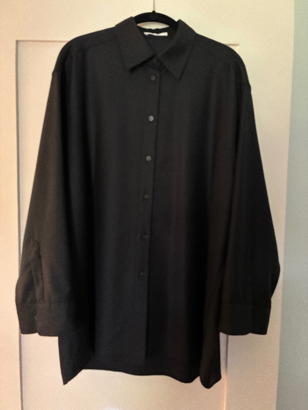 THE ROW OVERSIZED BLACK FLANNEL BUTTON DOWN